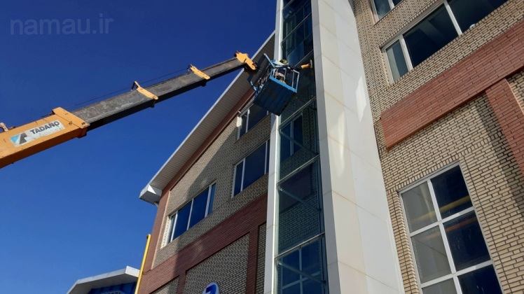 نماشویی با بالابر خودرویی: راهکار کاربردی برای شستشوی نمای